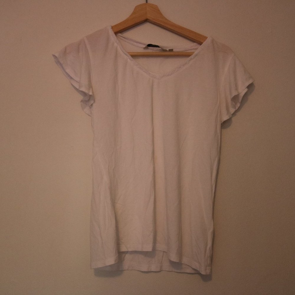 Plain white t-shirt